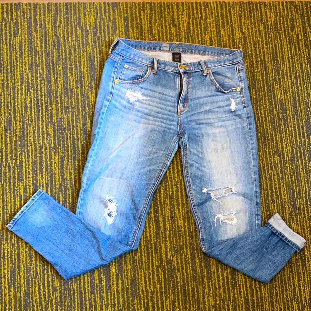 Distressed boyfriend jeans